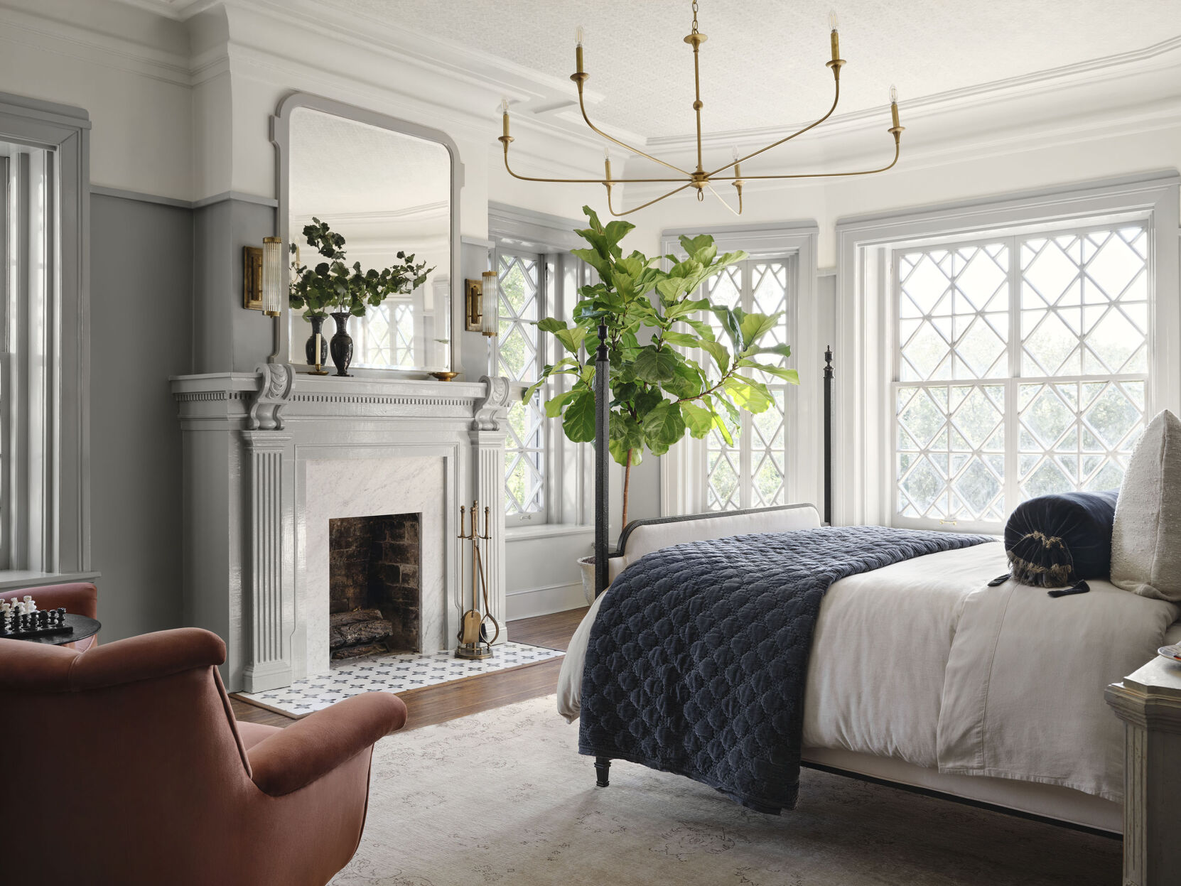 castlebedroom.jpg